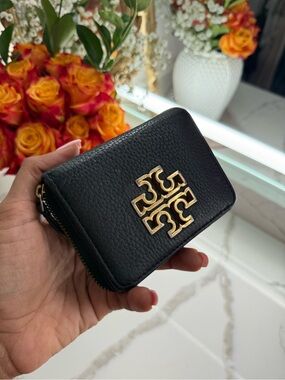 Tory Burch Black Folded Wallet with Zipper